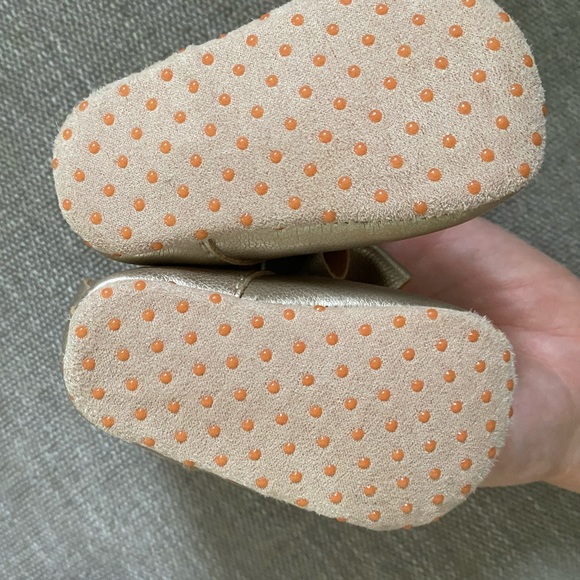 Bundle of 0-3 month baby shoes Janie and Jack, Gap & Cat and Jack - Picture 2 of 10